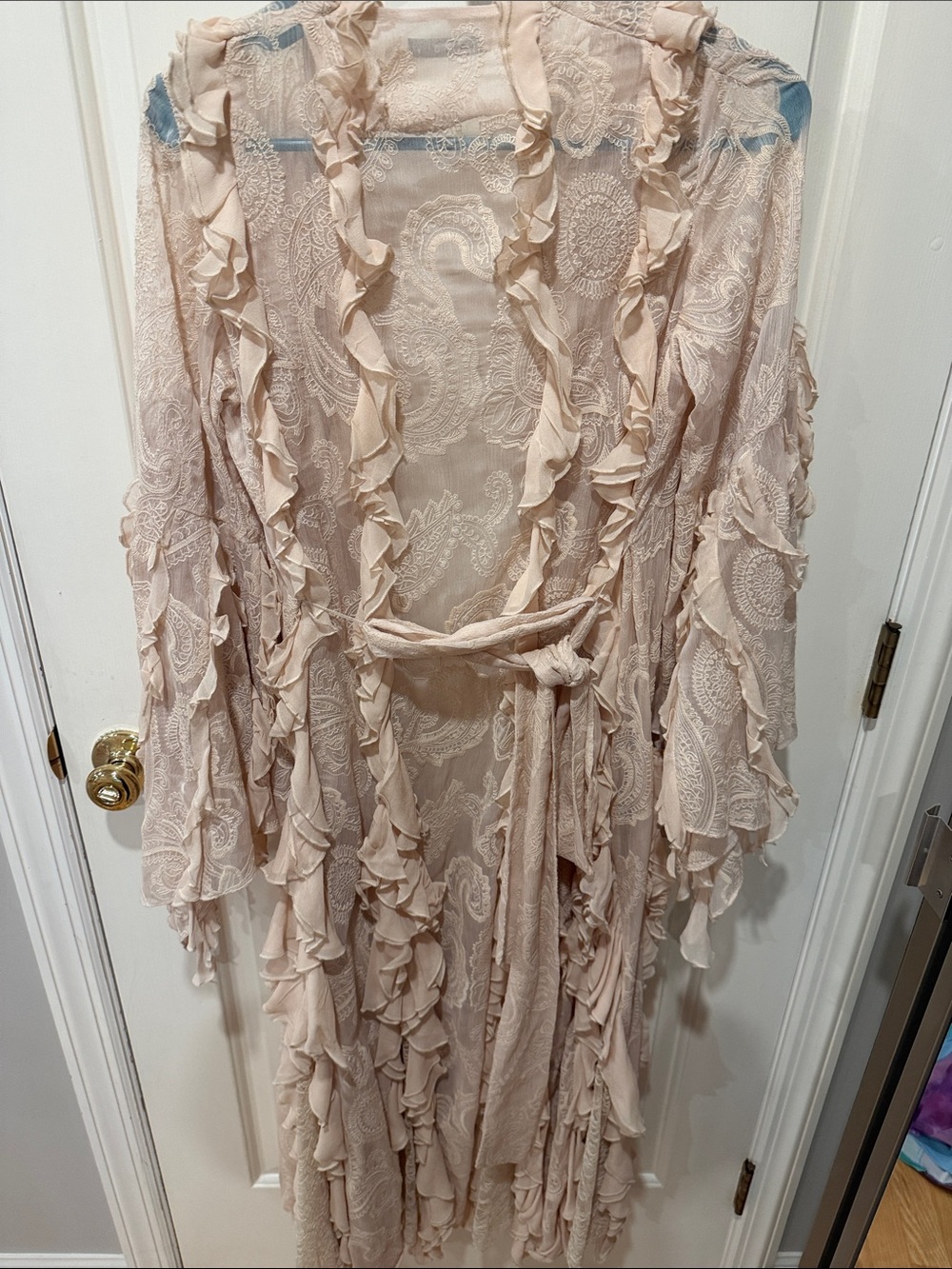 ALICE + OLIVIA Ruffle Cher Maxi Robe in beige - Picture 6 of 6